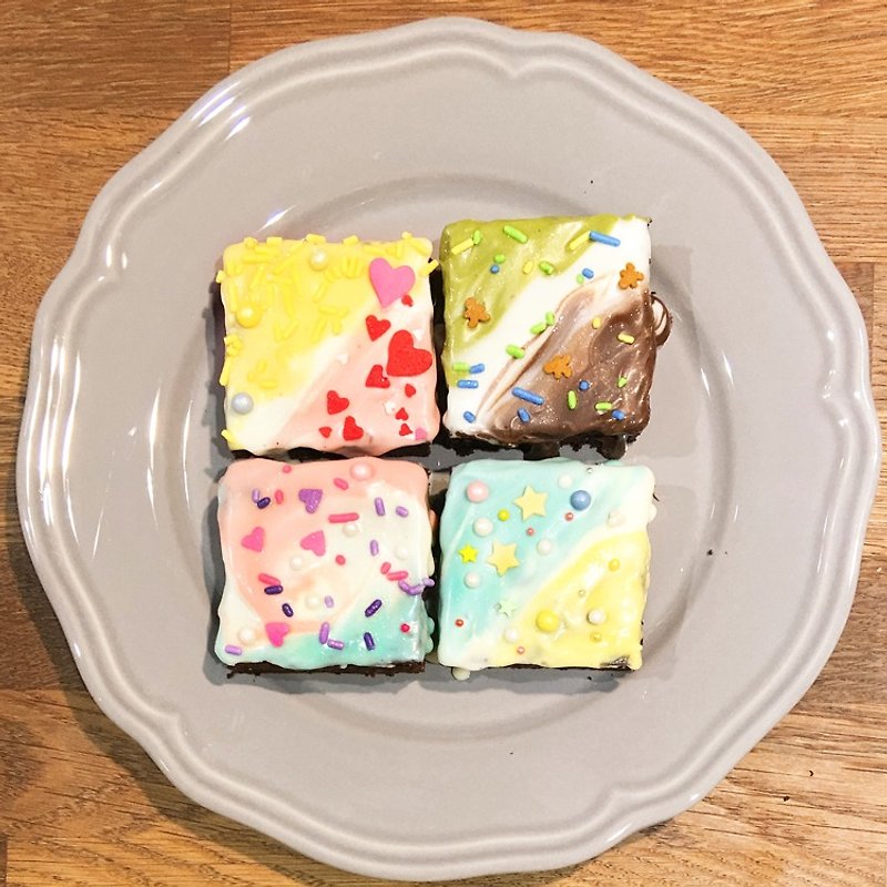 粉彩童話布朗尼 4入盒裝 - 蛋糕/甜點 - 新鮮食材 多色