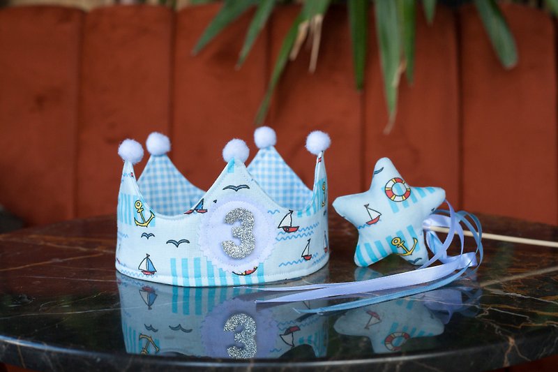 Blue Kids Birthday Crown & Fairy Wand - หมวก - ผ้าฝ้าย/ผ้าลินิน สีน้ำเงิน