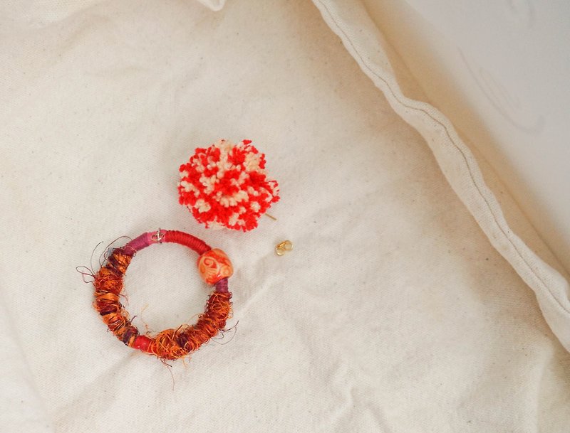 手工紗麗絲耳環 | 夕陽下的秋芒(單支)可客製 - 耳環/耳夾 - 絲．絹 橘色