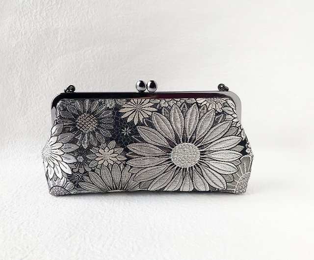 Chrysanthemum Double Clasp Coin Purse