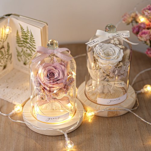 原點花藝設計 / Yuan's Flower 永生玫瑰花小夜燈 交換禮物 康乃馨 永生花玻璃罩 乾燥花 聖誕節