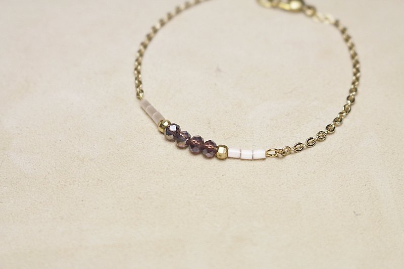 // Purple Dinner Glass Crystal Brass Bracelet // vb006 - สร้อยข้อมือ - แก้ว สีม่วง