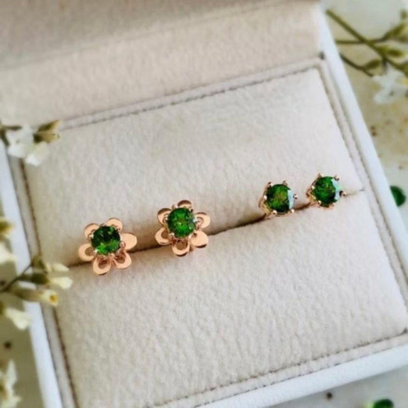 綠色鉻透輝石寶石耳環, 圓形, 4毫米。 - 耳環/耳夾/耳骨夾 - 半寶石 綠色