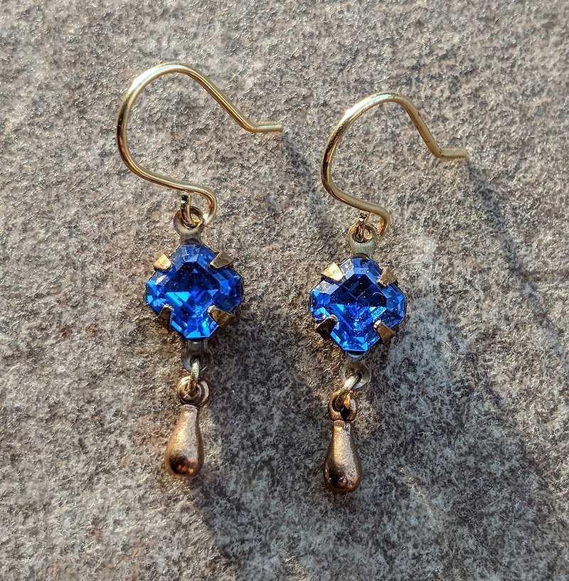 深藍古董玻璃黃銅耳環 - 耳環/耳夾 - 玻璃 藍色