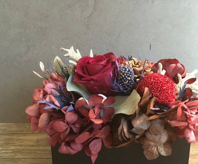 生如夏花 深紅冬季花禮 聖誕 新年盆花 桌花 Rouge 永生花 不凋花 設計館生如夏花 植栽 盆栽 Pinkoi