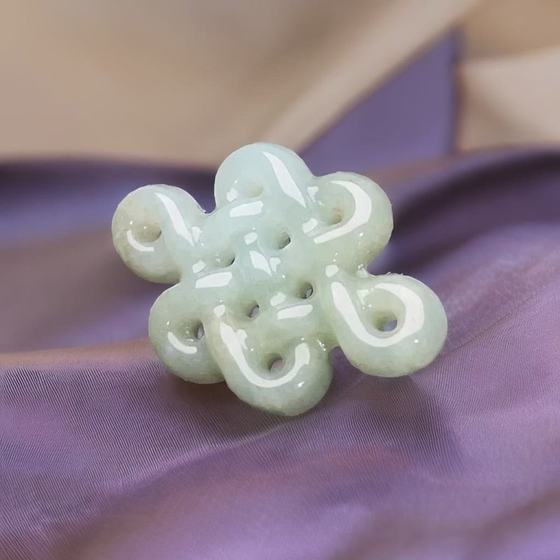 冰綠翡翠吉祥結吊飾 | 天然緬甸玉翡翠A貨 | 送禮 - 吊飾/掛飾 - 玉石 綠色