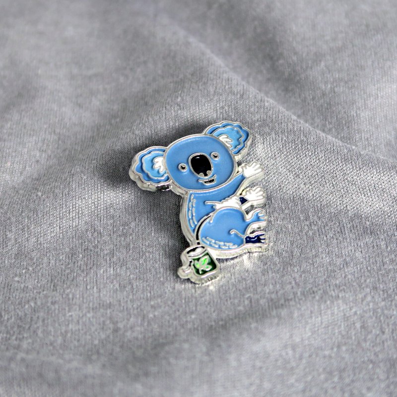 Pinchy Koala Enamel Pin – Gift for Climbers and Boulderers – 攀岩針 – 등반 クライミング - 徽章/別針 - 其他金屬 多色