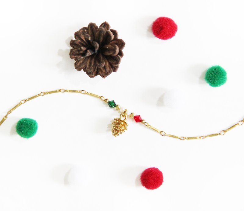 X'mas wish-Swarovski Crystal Small Pearl Pine Cone Bronze Bracelet Christmas Gift - สร้อยข้อมือ - เครื่องเพชรพลอย สีแดง
