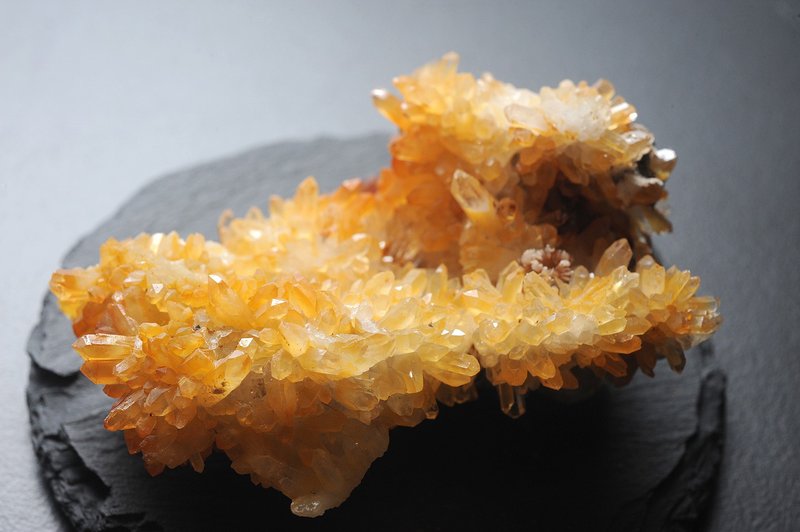 黃水晶簇  礦石/水晶/靈修/開運/招財/破煞/防小人3 - 擺飾/家飾品 - 水晶 