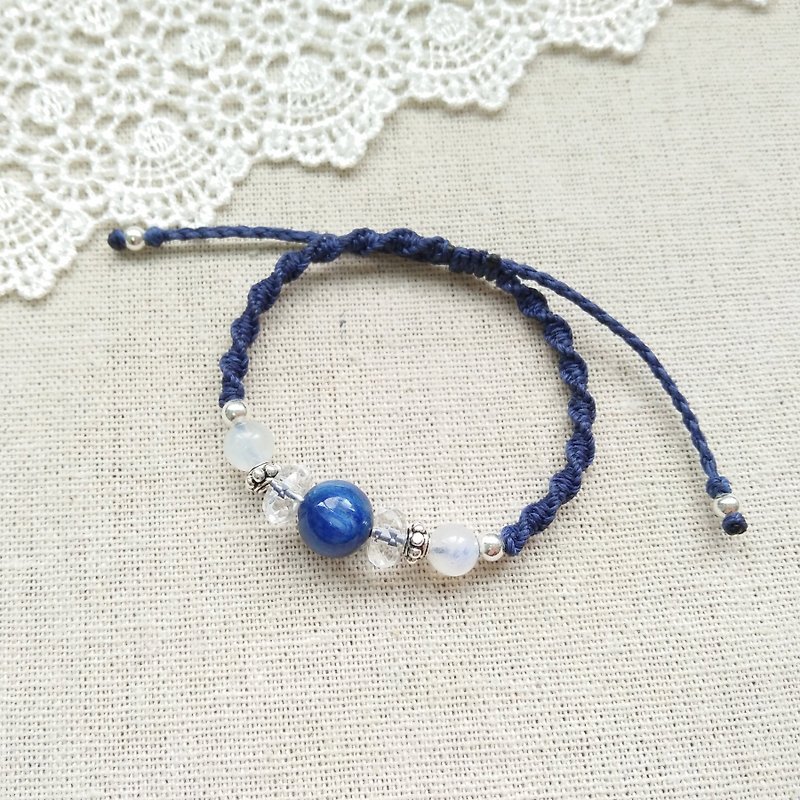 BUHO hand-made. Blue empty valley (bis). Kyanite X South American Brazilian Wax Line Bracelet - Bracelets - Gemstone Blue