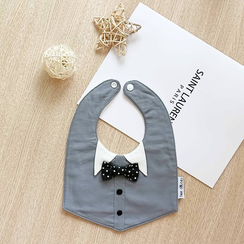 [Little Gentleman Bib Series D] Bow Tie Button Six-layer Yarn Bib Bib Miyue Gift Box Coffret - Bibs - Cotton & Hemp 