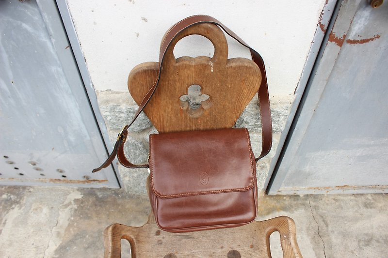 B101 [Vintage Leather] (Italian) was attached exquisite inside brown shoulder bag - กระเป๋าแมสเซนเจอร์ - หนังแท้ สีนำ้ตาล