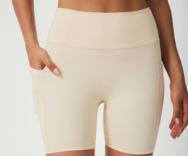 ButterySoft High-waisted bike shorts- Ivory White - Shop