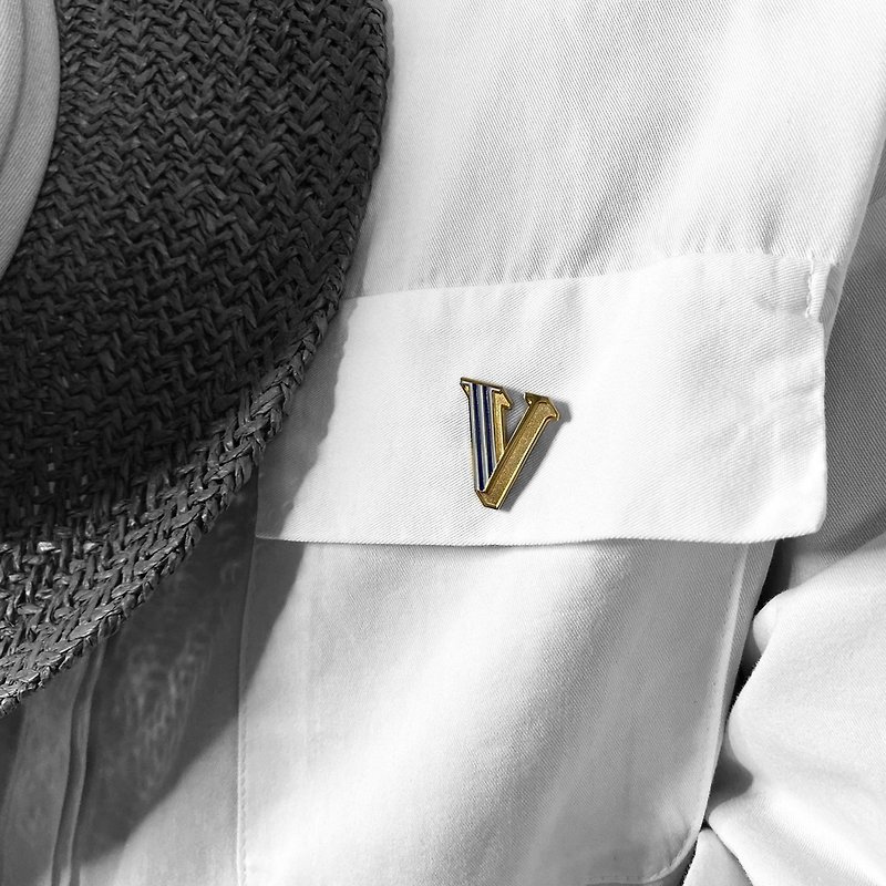 V / V.I.P -琺瑯徽章卡－附信封 開學季 情人卡 萬用字母卡 - เข็มกลัด/พิน - วัตถุเคลือบ สีน้ำเงิน