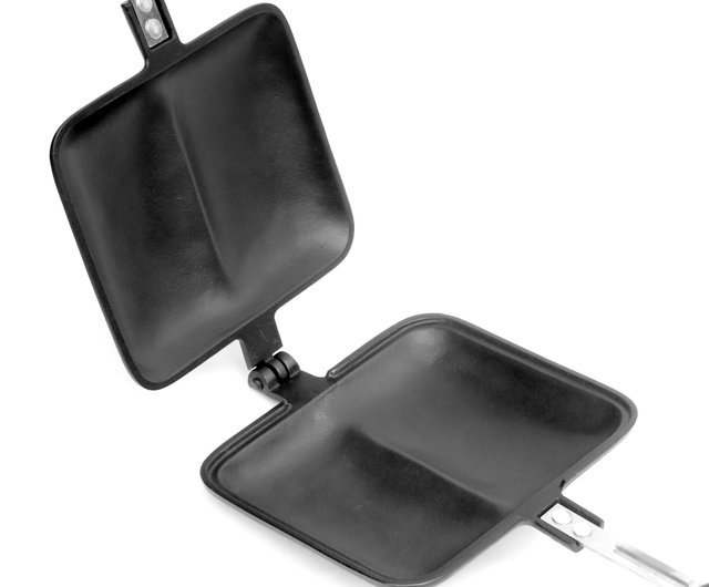 Nanbu tekki japanese cast iron Hot sandwich maker - Shop nanbu tekki cast  iron specialty shop Cookware - Pinkoi