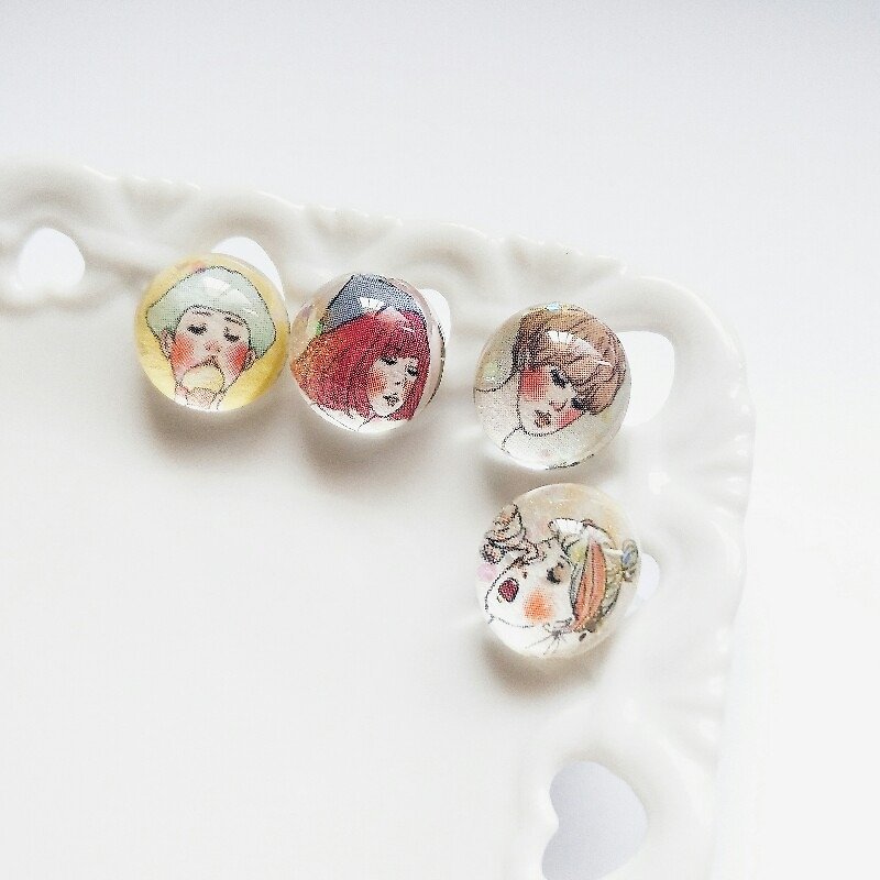 momolico earrings crystal ball girl - ต่างหู - วัสดุอื่นๆ สีใส