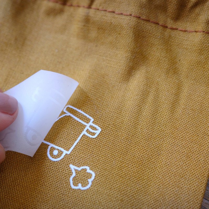 Hot stamping stickers on cloth can be stamped in 15 seconds and can be washed normally. - Stickers - Plastic 