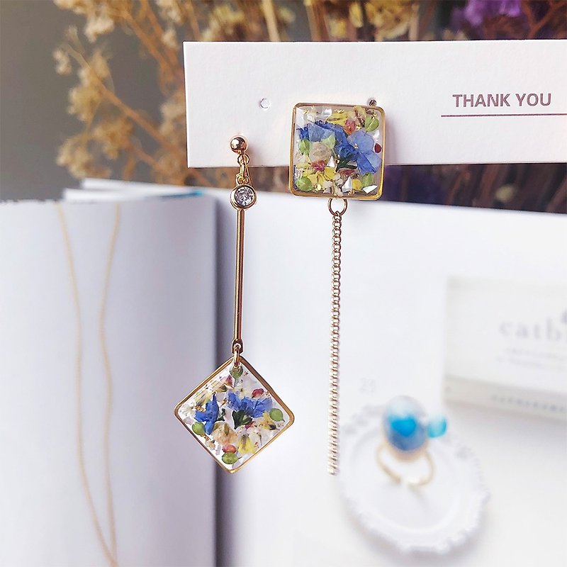 【茜作 / Xi Zuo 】 Handmade customized dry flower earrings, earrings, and ear clips - Earrings & Clip-ons - Plants & Flowers Transparent