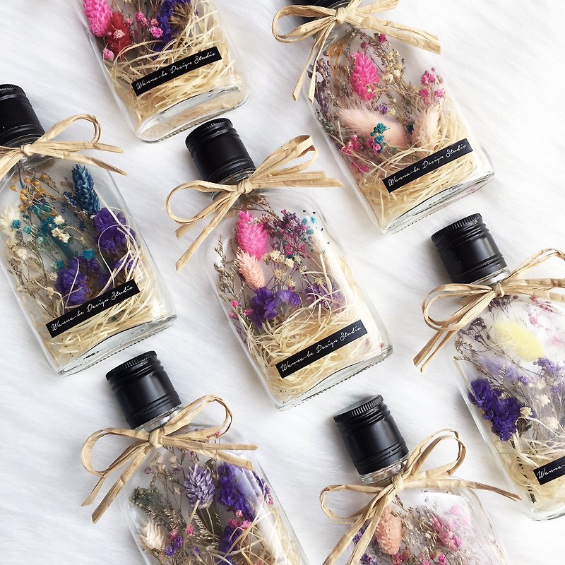 Variety Wen Qing dry flower bottle Christmas packaging Christmas gift bouquet gift return - Dried Flowers & Bouquets - Plants & Flowers Multicolor
