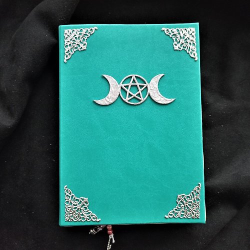 junkjournals Witch grimoire book of shadow complete Witchy spell book altar Practical journal