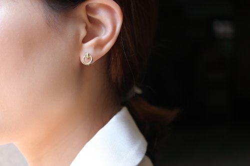 CHARIS GRACE 14K Twist Curve Earring 氣質曲線耳扣耳環(內徑8mm)
