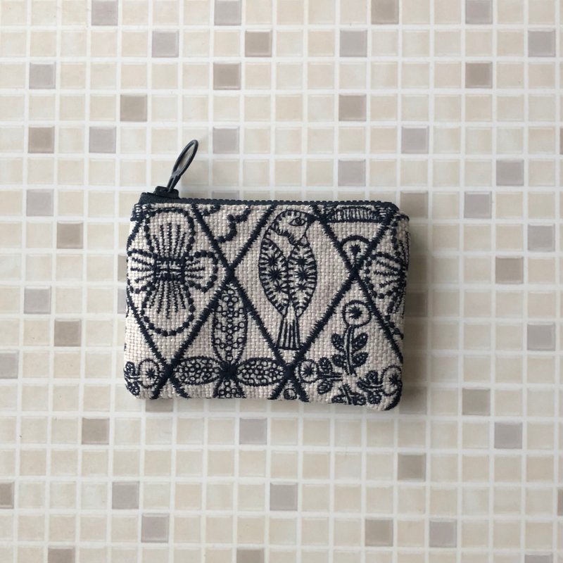 Coin case, handmade, popular pattern, light grey, mina perhonen symphony - กระเป๋าเครื่องสำอาง - ผ้าฝ้าย/ผ้าลินิน สีเทา