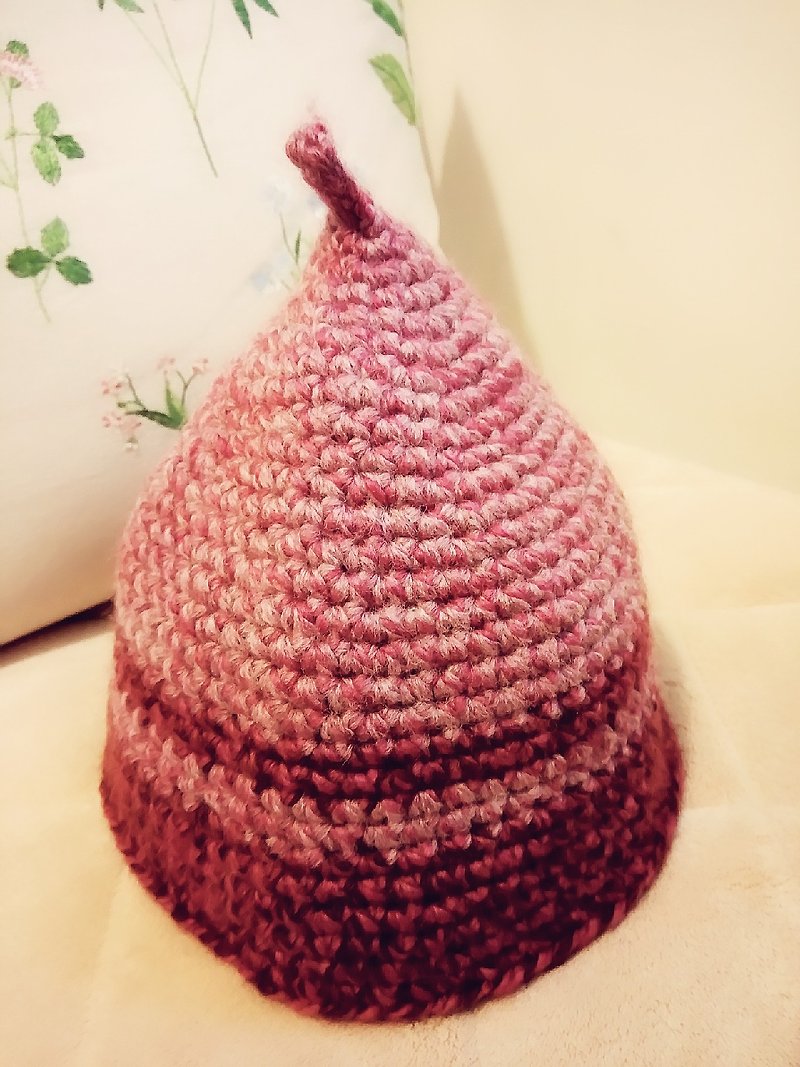 Pink shag crocheted elf hat - หมวก - ขนแกะ สึชมพู