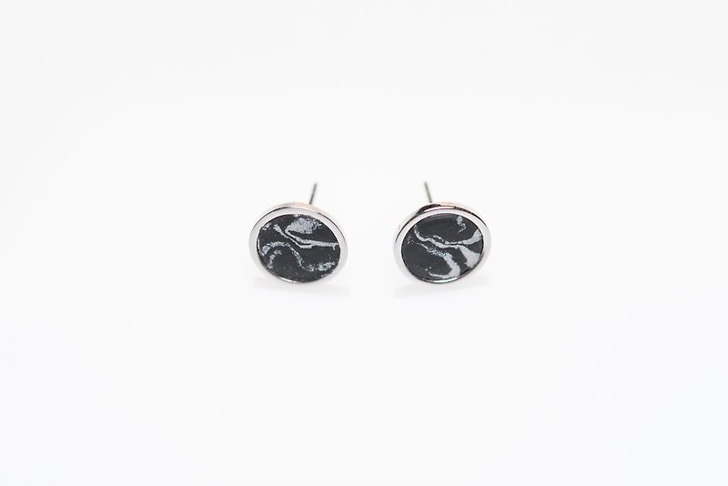Psychedelic sky-rendering silver frame handmade earrings - Earrings & Clip-ons - Other Metals Black