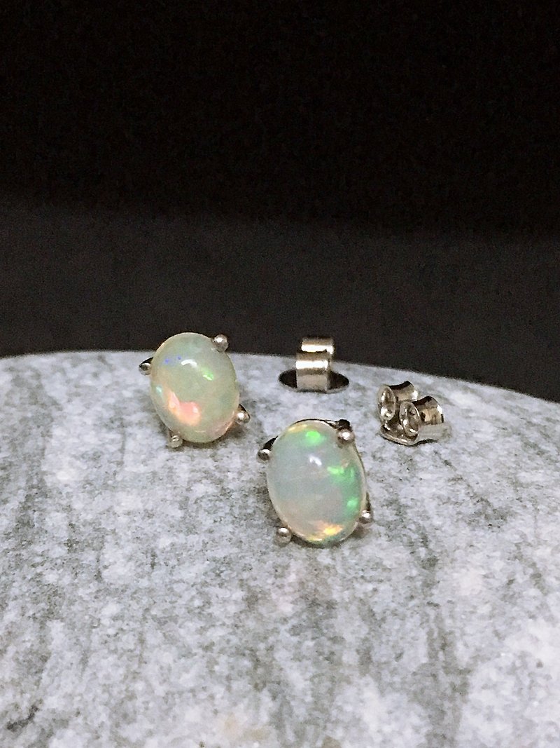 Opal Ear top Made in India 92.5% Silver - Earrings & Clip-ons - Gemstone 