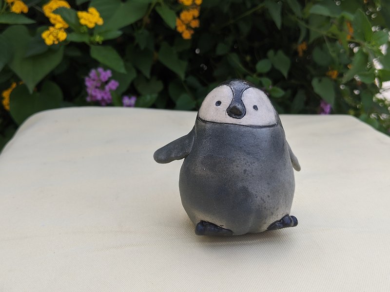 Flying Penguin - Items for Display - Porcelain Gray