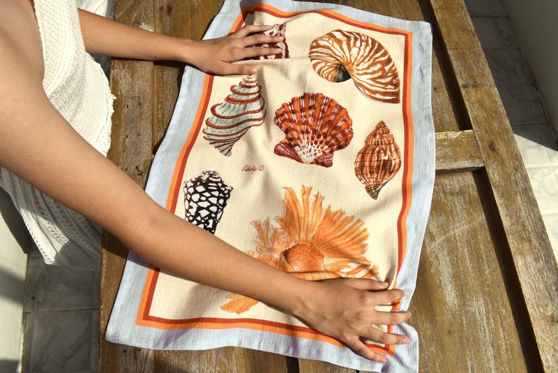 Seashells Tea Towel, Botanical Art, Thai Cotton Kitchen Towel - 擺飾/家飾品 - 棉．麻 
