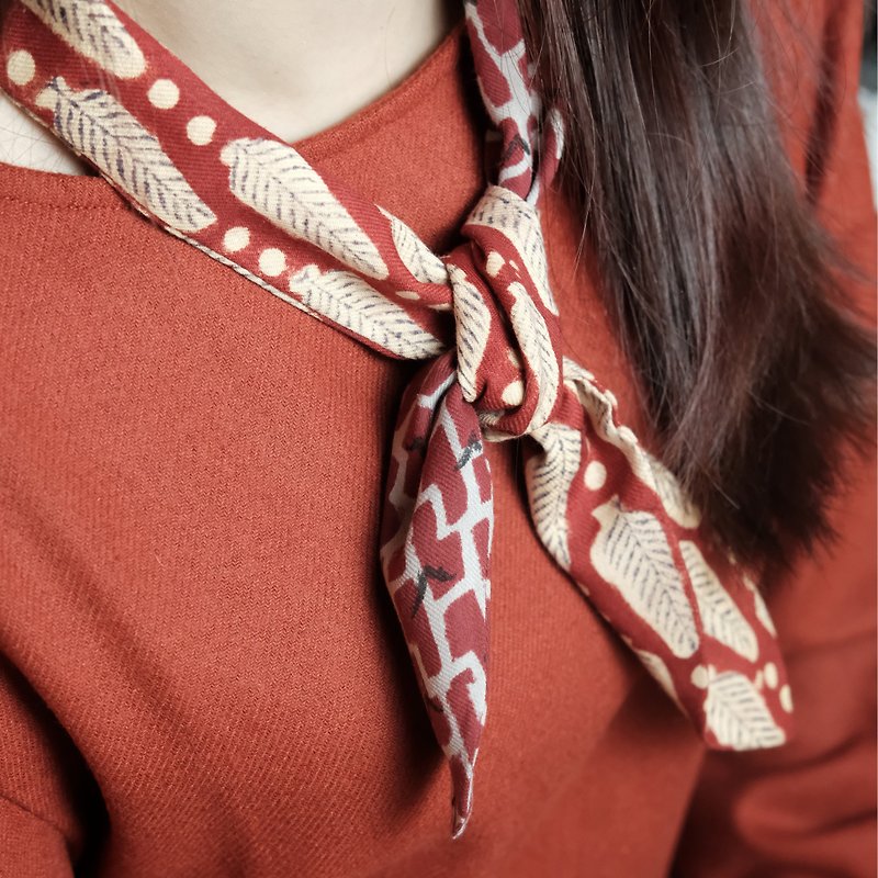 Lu Li tower original design Japanese cotton Linen scarf Patchwork red hair band hair rope hair band multi-function - หูกระต่าย/ผ้าพันคอผู้ชาย - ผ้าฝ้าย/ผ้าลินิน สีแดง