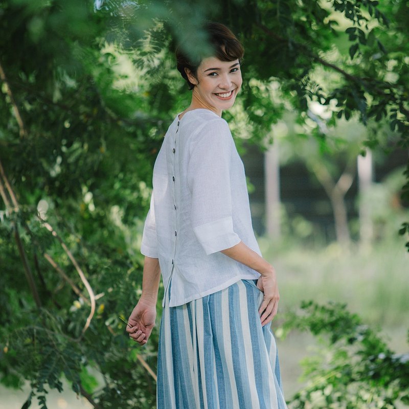 Three Quarter Sleeves Linen Blouse/ Off White - 女上衣/長袖上衣 - 棉．麻 白色