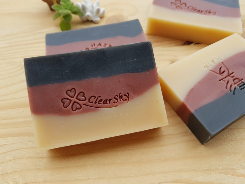 Angelica Herbal Hair Soap - สบู่ - น้ำมันหอม 