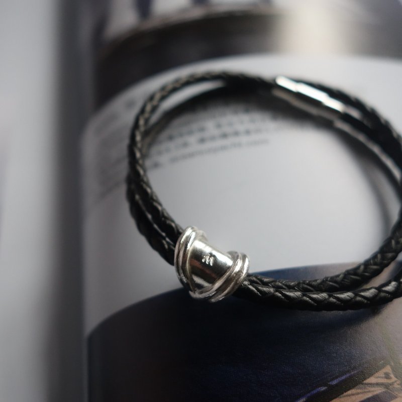 [Ring] 999 sterling silver handmade x leather bracelet - สร้อยข้อมือ - เงินแท้ สีเงิน