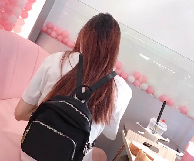 Simple small clearance backpack