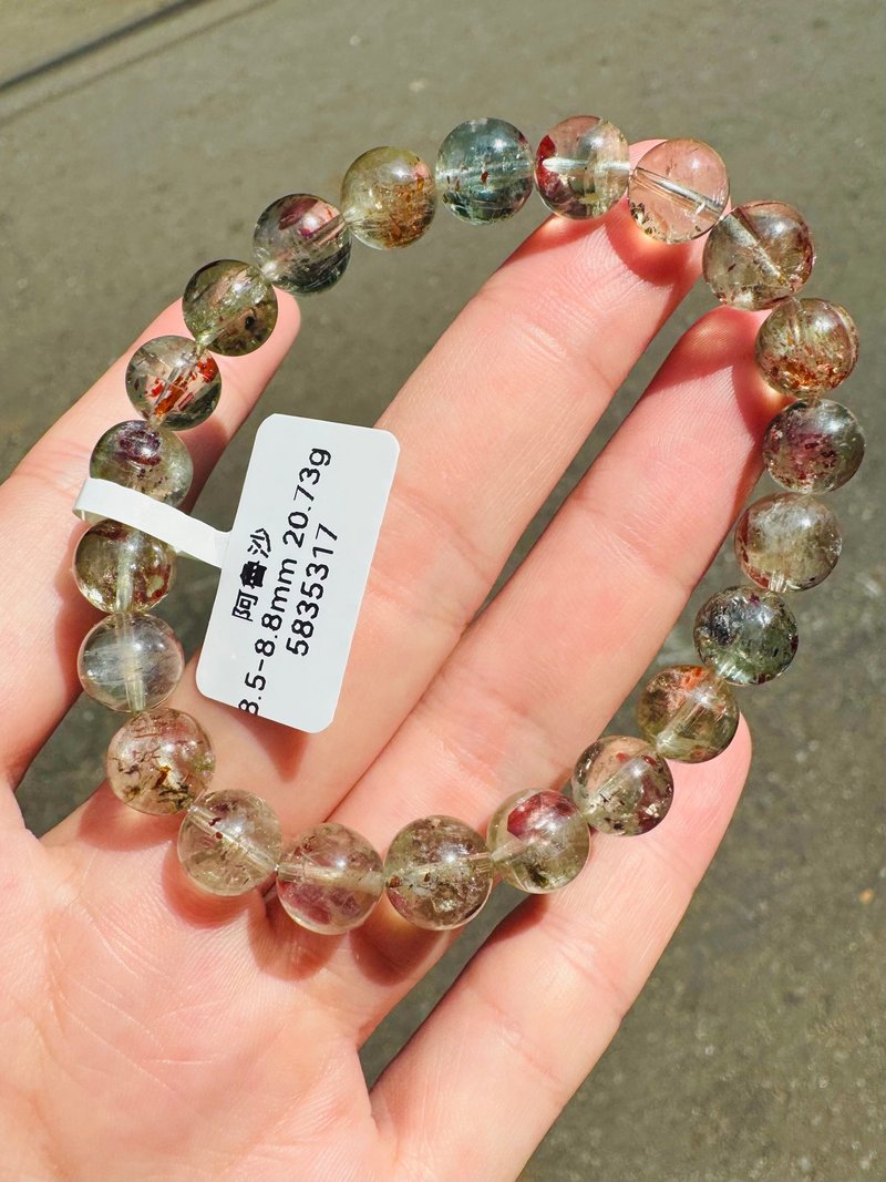 天然綠底阿魯沙水晶8.5-8.8mm20.73g 花瓣赤鐵礦避邪擋災化解憂鬱 - 手鍊/手環 - 水晶 多色