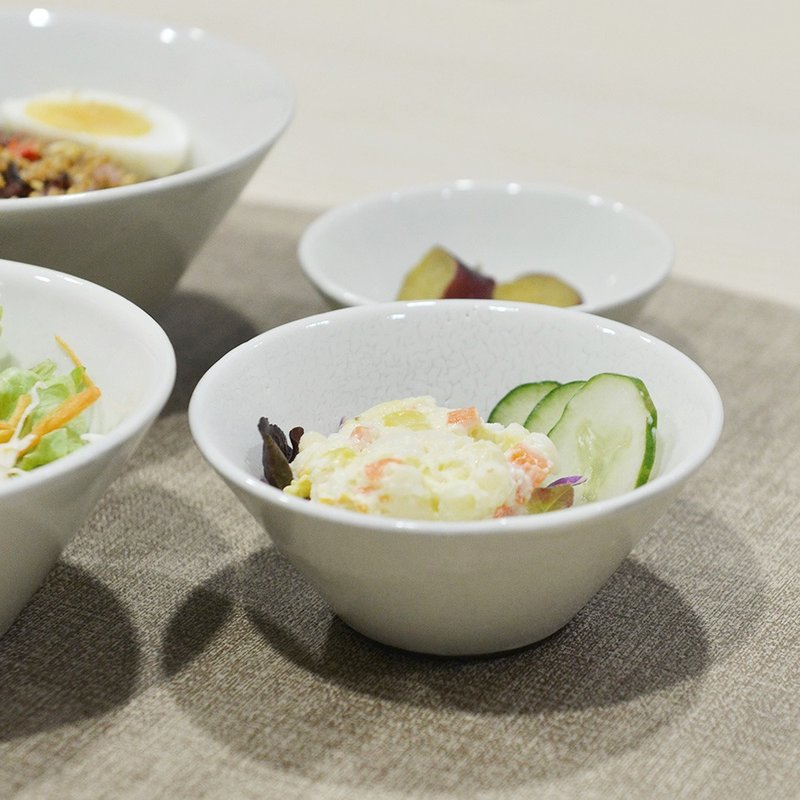 日本FORMLADY 小泉誠 ambai日製陶瓷親子碗-S - 碗 - 陶 白色