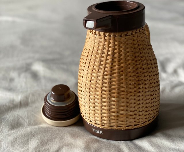 Zojirushi Handmade Rattan Kettle Coffee Pot Magic Bottle Insulated Pot Used  - Shop the-old-soul Vacuum Flasks - Pinkoi