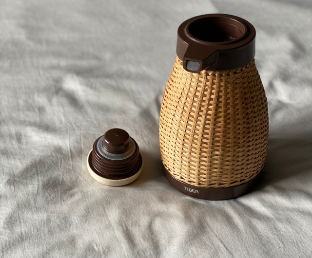 Zojirushi Handmade Rattan Kettle Coffee Pot Magic Bottle Insulated Pot Used  - Shop the-old-soul Vacuum Flasks - Pinkoi