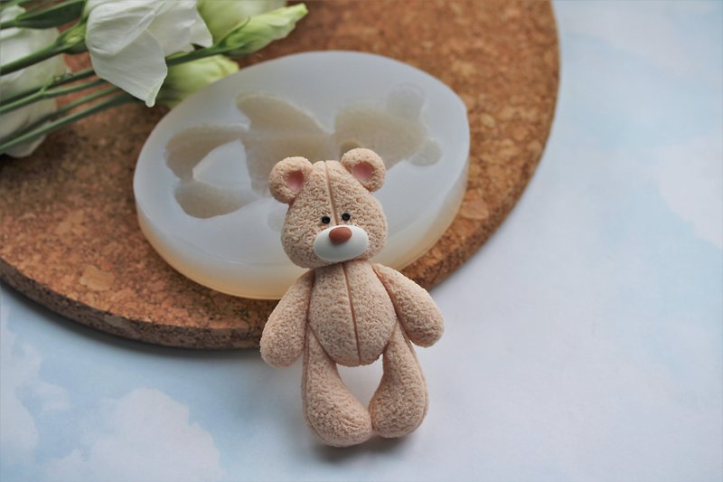Bear silicone mold Fondant, Cake decorating tools, polymer clay mould, resin - Candles, Fragrances & Soaps - Silicone White