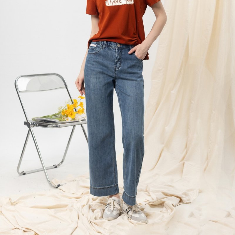 【Icare】粉紅刺繡高彈性寬版牛仔褲(M-L) | 女牛仔長褲 牛仔寬褲 - 女長褲 - 棉．麻 藍色