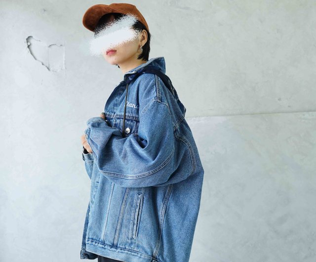 ヴィンテージ 90 年代のウォッシュブルーフード付きヴィンテージ