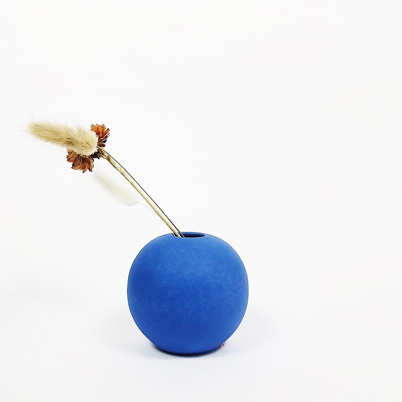 小さなシンプルな北欧色手作りの丸いつや消しの花-バスケットパープル - 花瓶・植木鉢 - 磁器 ブルー