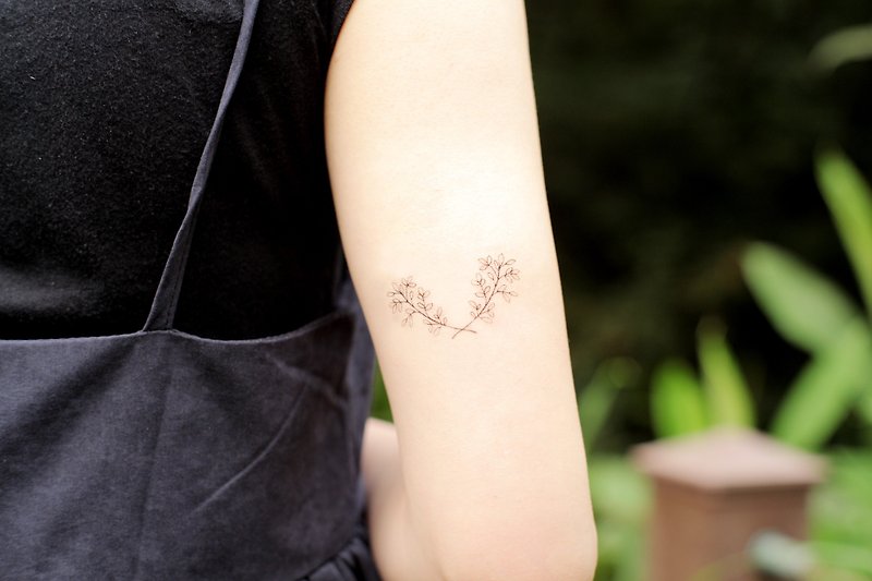 Deerhorn design / Deer antler tattoo tattoo sticker Terminalia lobata branch sketch hand drawn - Temporary Tattoos - Paper Black