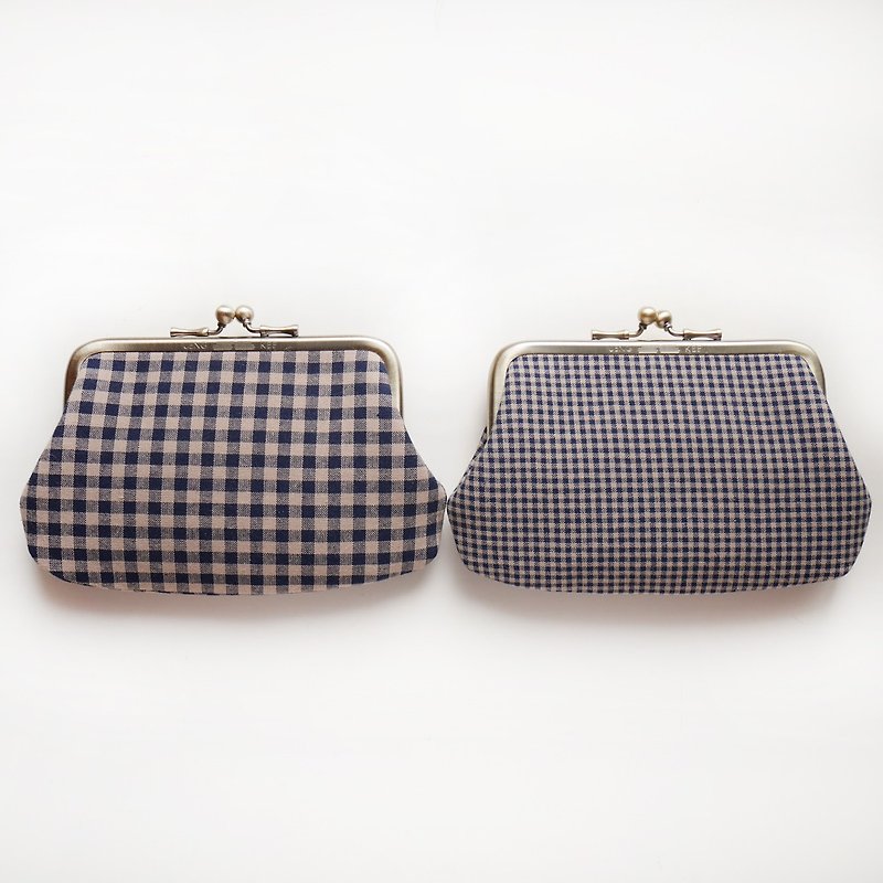Size grid mouth gold buns mother bag / purse [made in Taiwan] - กระเป๋าใส่เหรียญ - โลหะ สีกากี