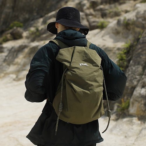 NIID 【NEW】VIA山系漫遊系列 後背包 - 橄欖綠