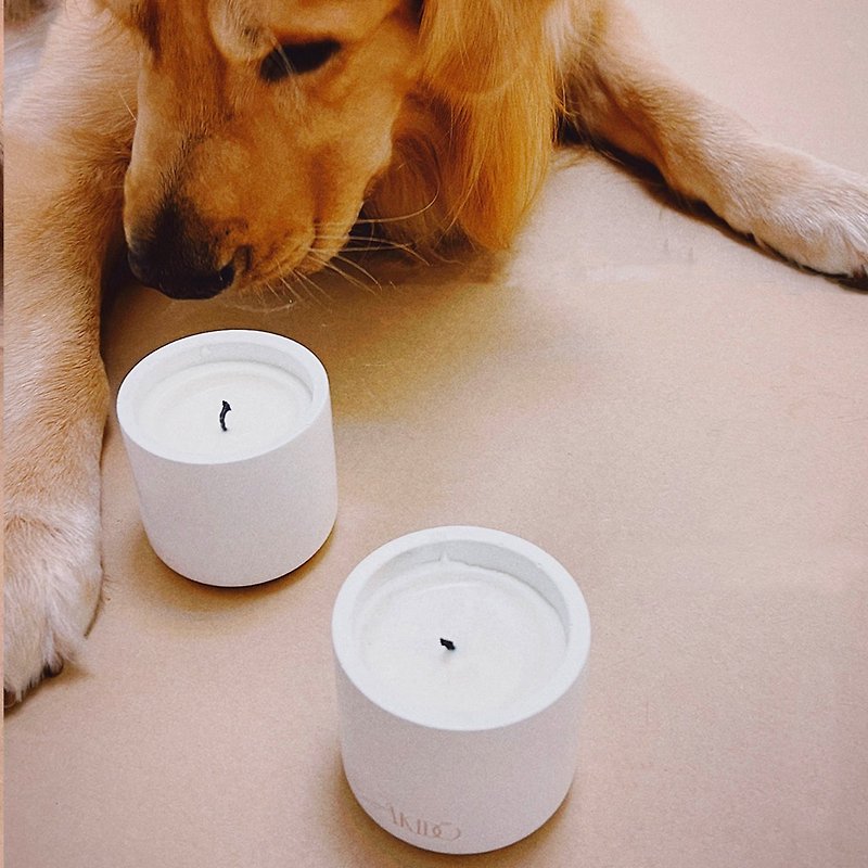 Sakido Pet Friendly Candle 150g Exclusive for Dogs NO.1218 Come and Hug - Fragrances - Cement White