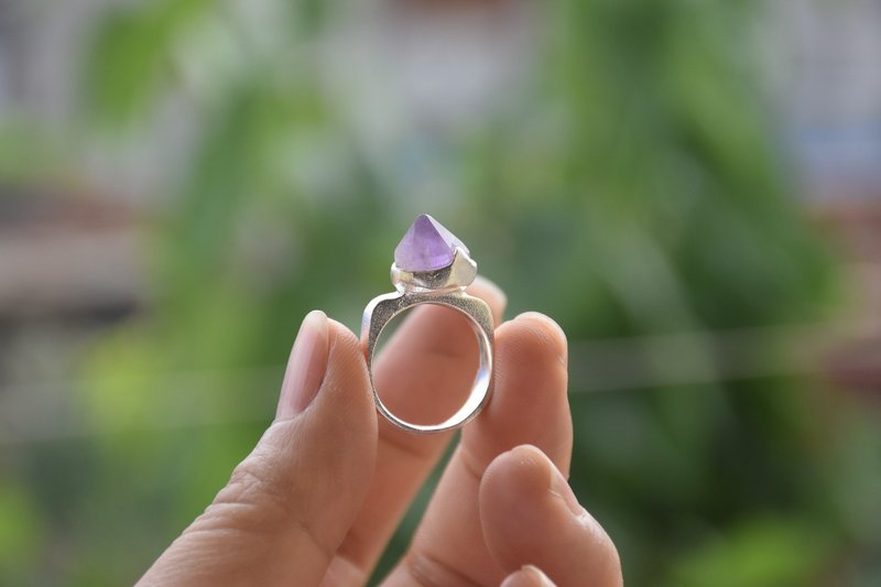 原石之美 原創手作紫水晶原石純銀戒指 港碼11.5號 - 戒指 - 水晶 紫色