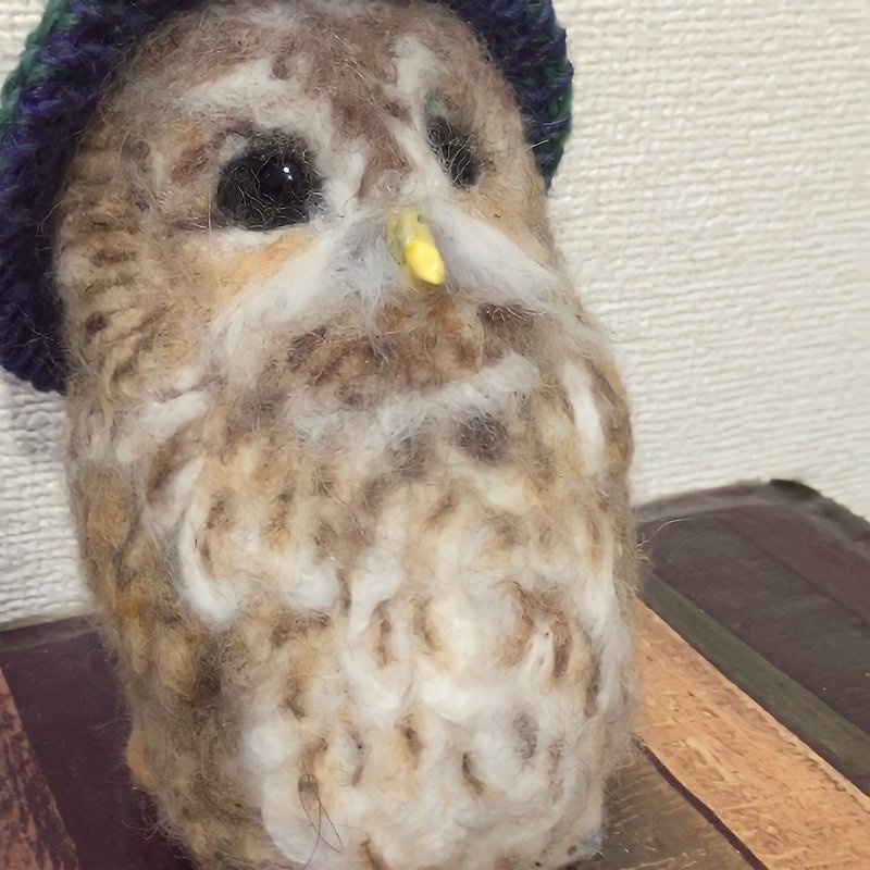 The tawny owl made with wool felt - Stuffed Dolls & Figurines - Wool 